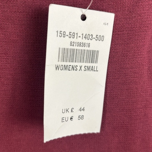 Abercrombie xs nwt damaged discoloration - Picture 3 of 6